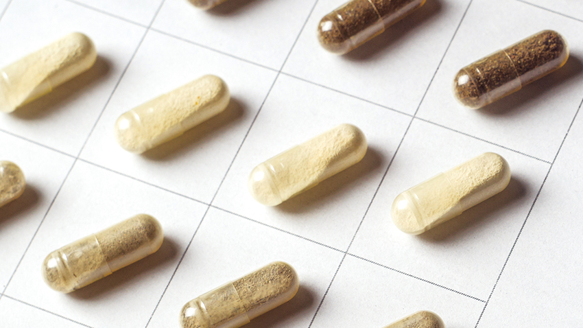 蜆精、珍珠草、五味子能護肝？保肝丸、保肝片需要吃嗎？醫師提醒一次看