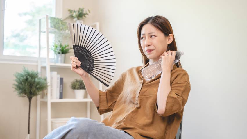 皮膚醫籲：別把流汗當排毒！癌友夏季皮膚保養心法：濕熱就開冷氣，乾冷就擦乳液