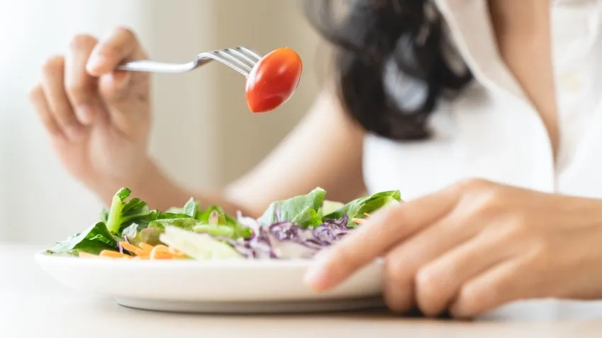 為什麼有人吃得健康卻沒效果？專家解析「腸道菌最怕的飲食習慣」