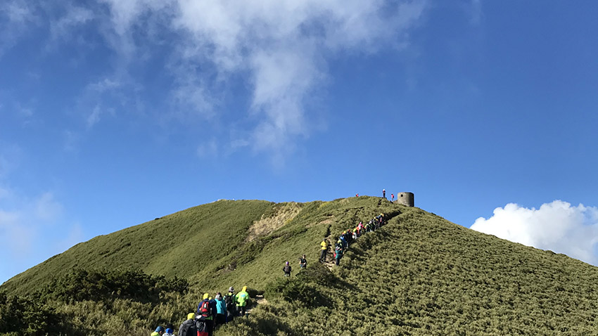 口木挑戰登百岳。圖片來源 / 口木